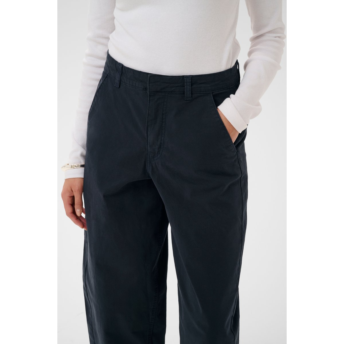 Pantalon bleu midnight marine, KAFFE