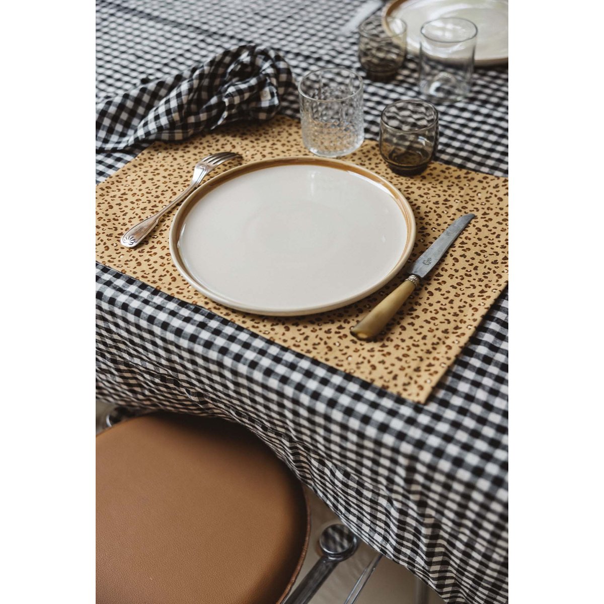 Nappe en lin lavé noir vichy black, GABRIELLE PARIS