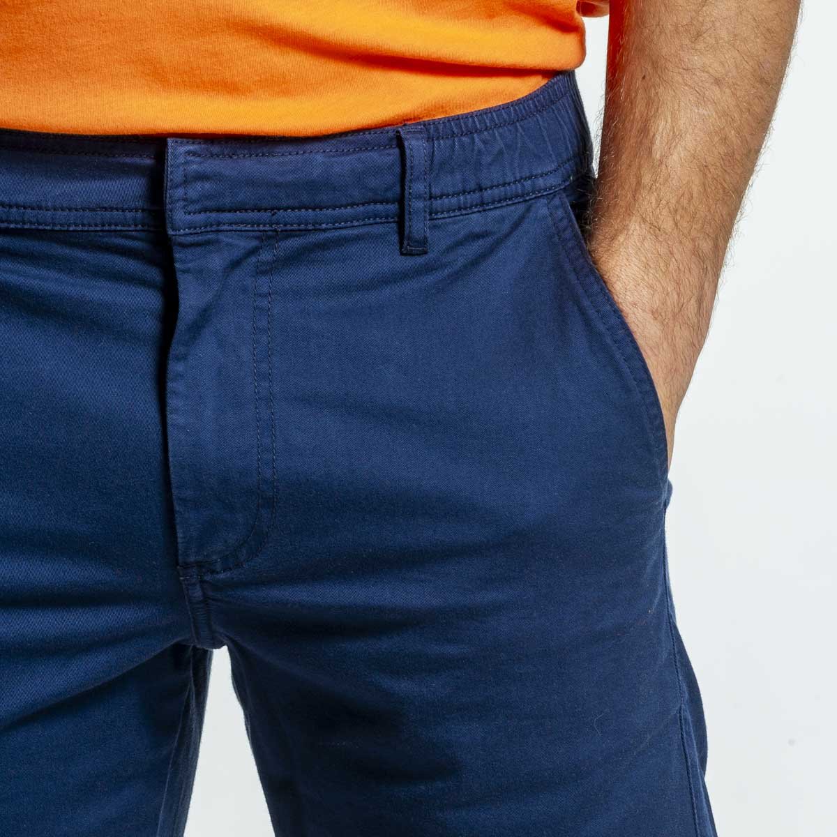 Bermuda chino bleu marine, MISE AU GREEN
