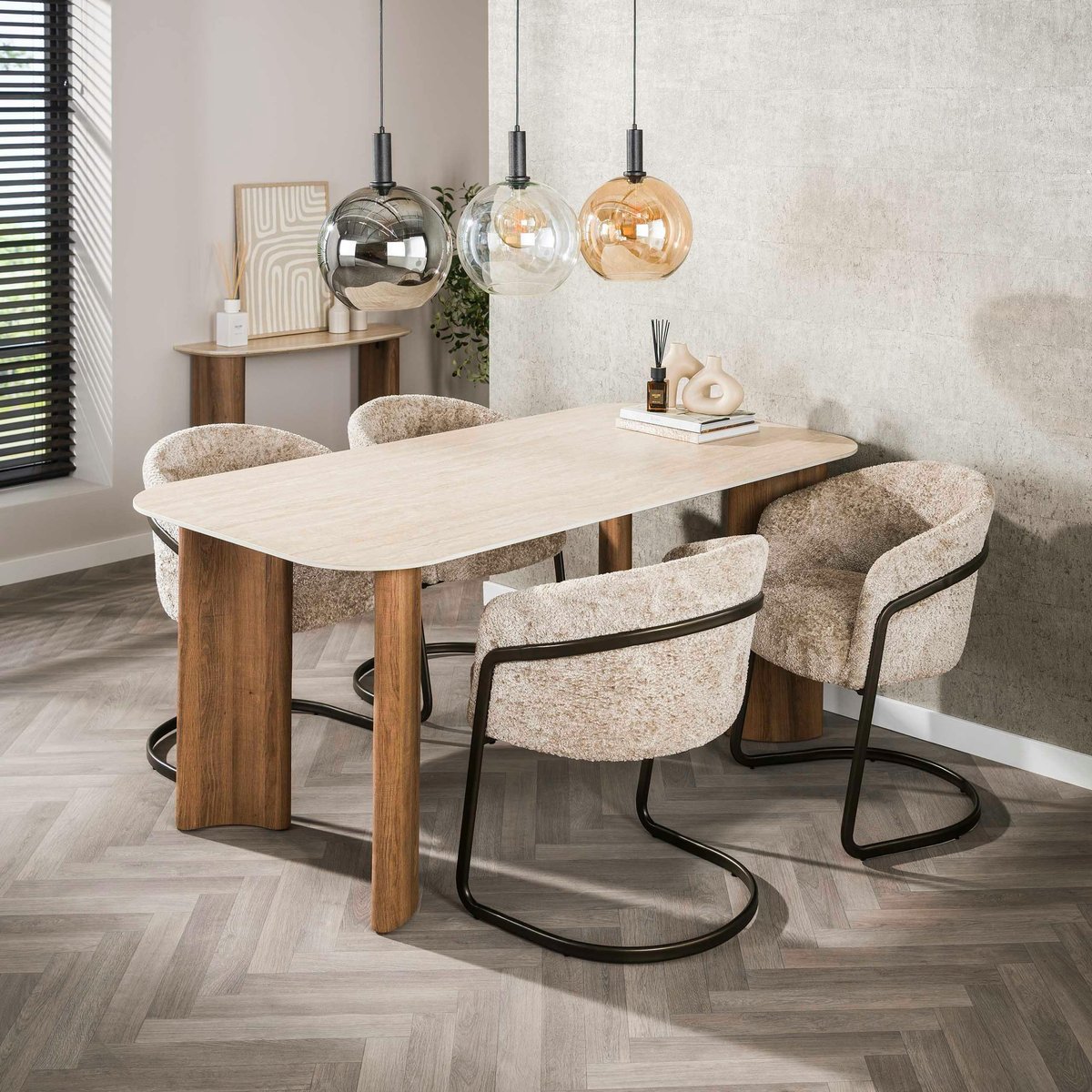 Table à manger céramique 3D à bords arrondis 180 cm COLISEE beige, PIER IMPORT