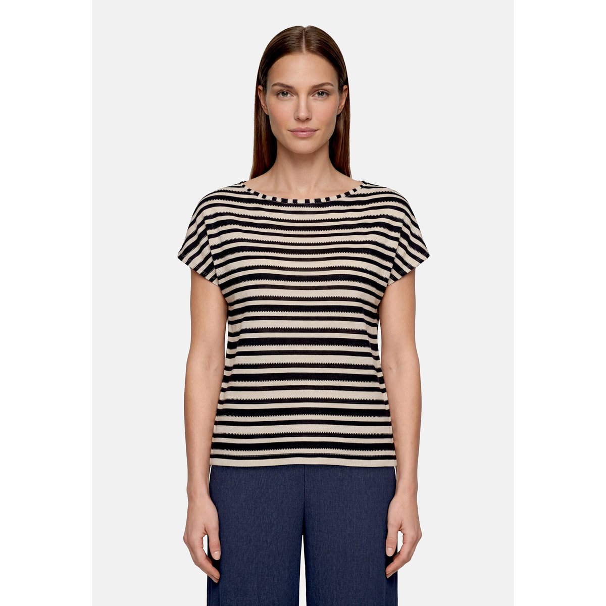 T-shirt à rayures à encolure bateau dark blue/nature, BETTY BARCLAY