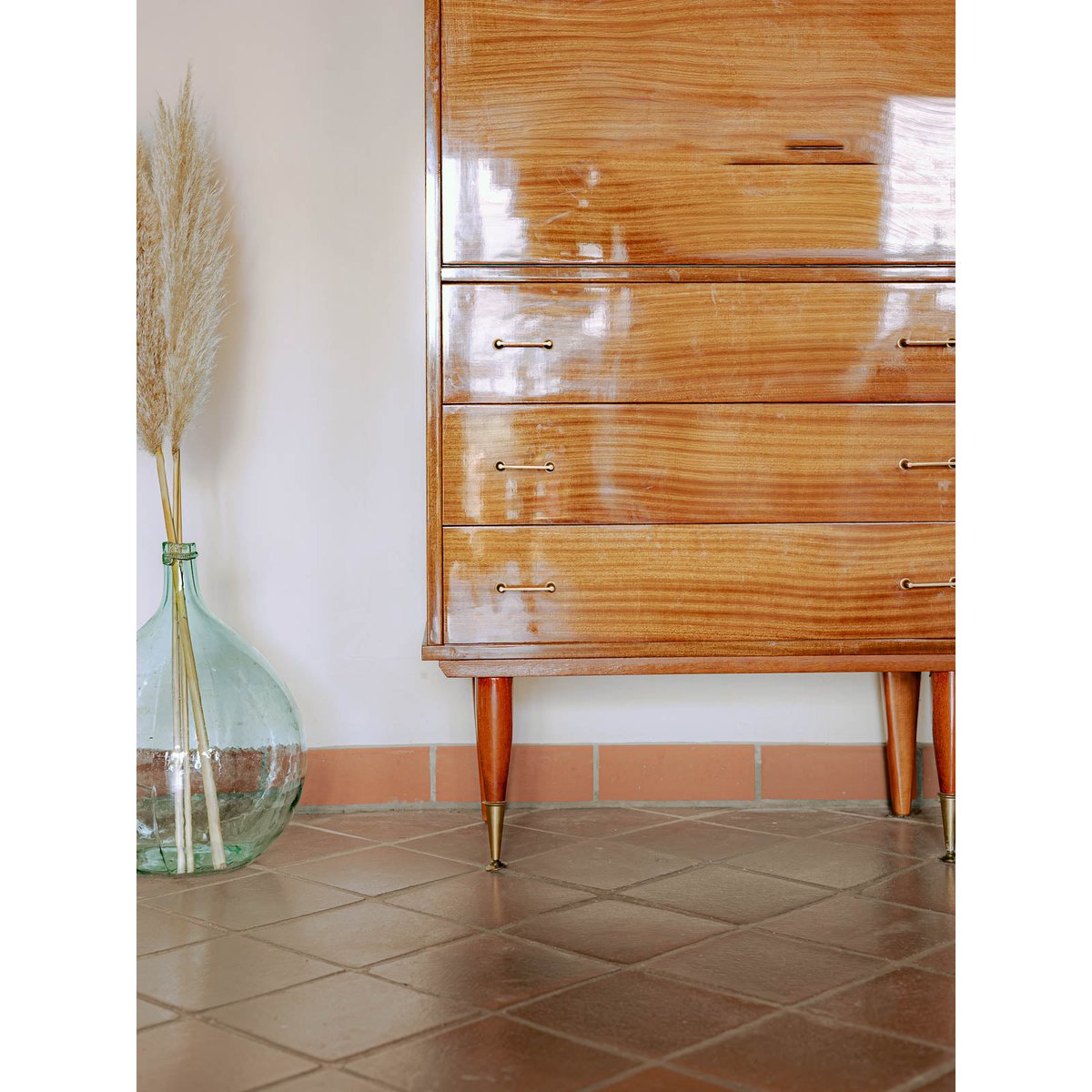 Secrétaire mid-century en bois vernis Honoré N°203 - Bon état bois clair, DEBONGOUT