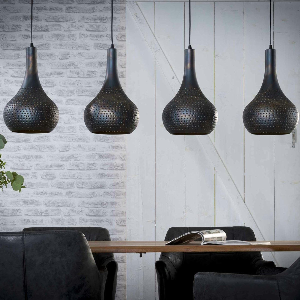 Suspension rétro en métal ajouté noir 4 lampes JAVA noir, PIER IMPORT