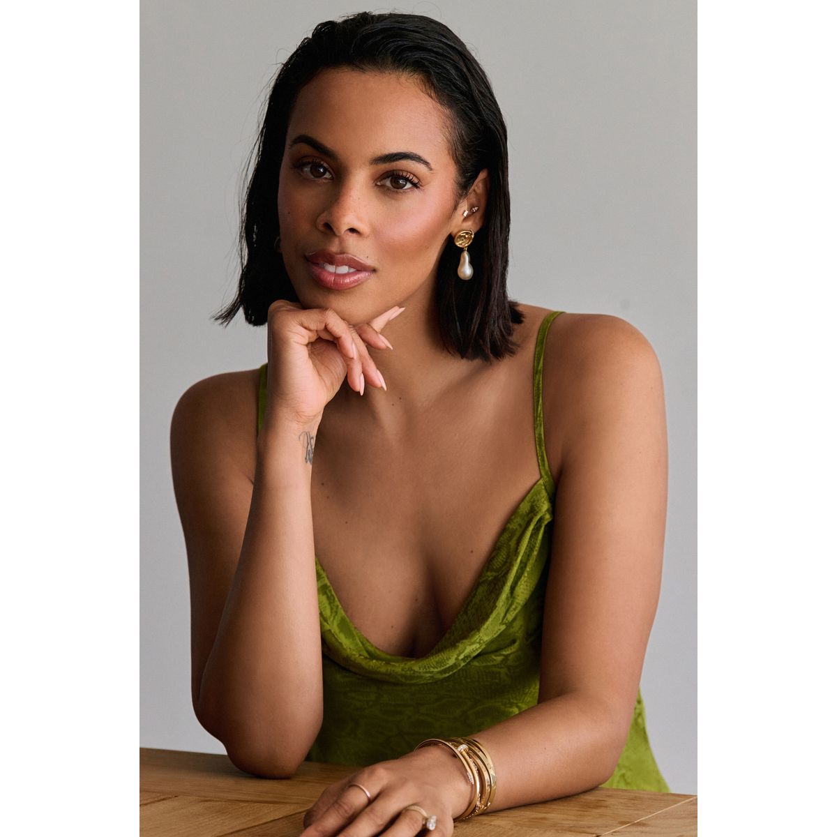 Robe mi-longue en jacquard à col bénitier vert, NEXT