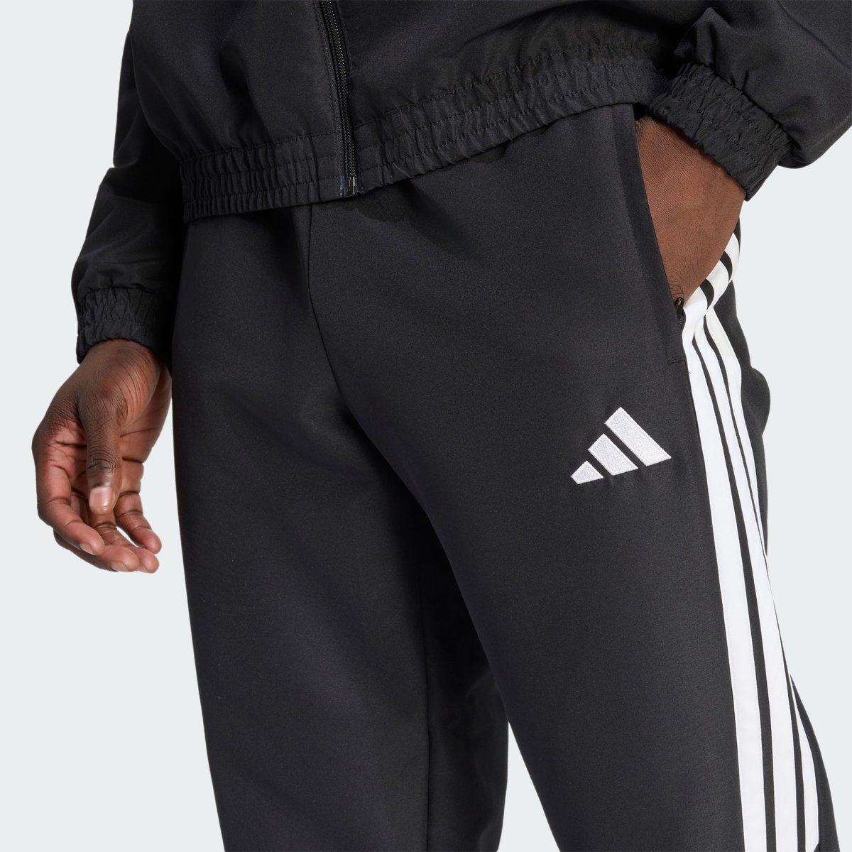 Pantalon Tissé Tiro 26 Essentials Pantalon Tissé Tiro 26 Essentials black / black / white, adidas Performance