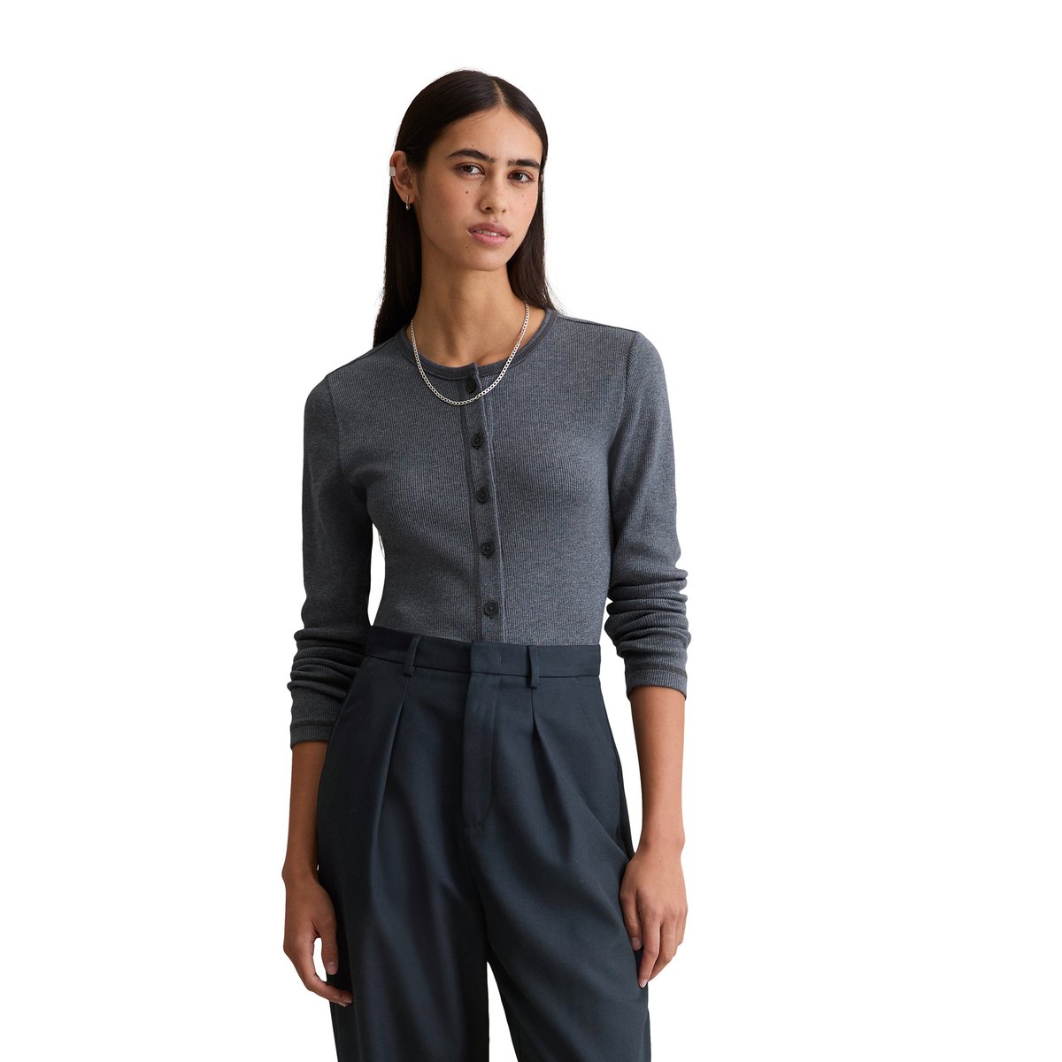 T-shirt long avec patte de boutonnage slim en jersey côtelé gris, MARC O’POLO DENIM