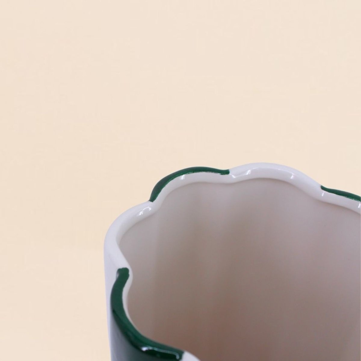 Vase en céramique à rayures, H27cm vert, ORNAMI
