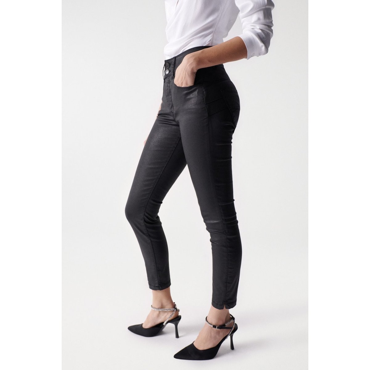 JEAN SECRET PUSH IN CROPPED SKINNY noir, SALSA JEANS