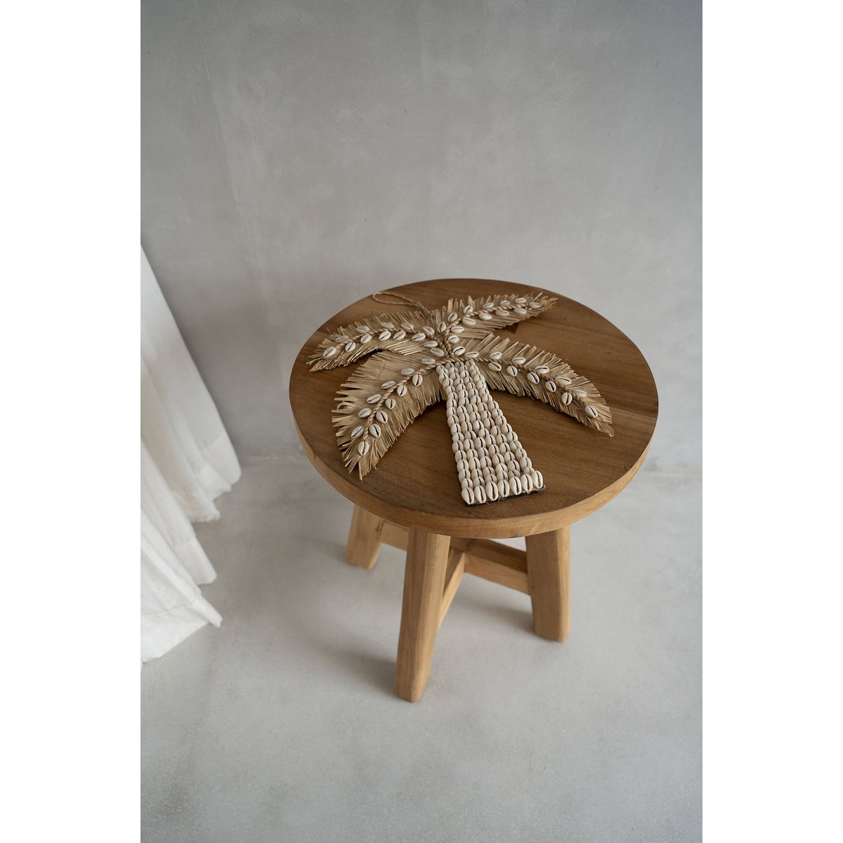 Tabouret en bois de teck ATZIRI beige, BAZAR BIZAR