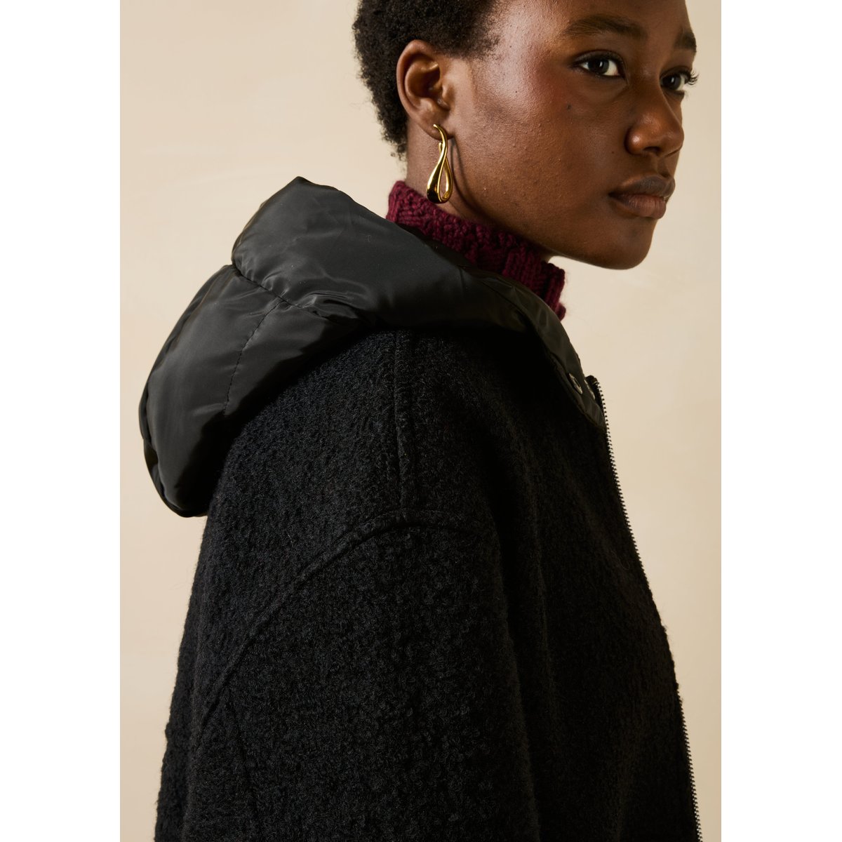 Blouson manches longues à capuche amovible noir, LA FEE MARABOUTEE