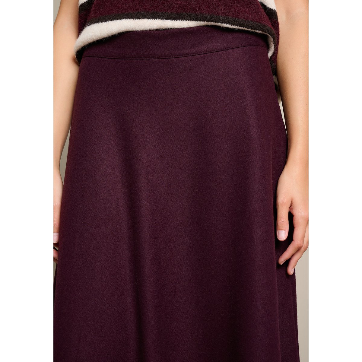 Jupe maxi évasée aubergine, LOLALIZA