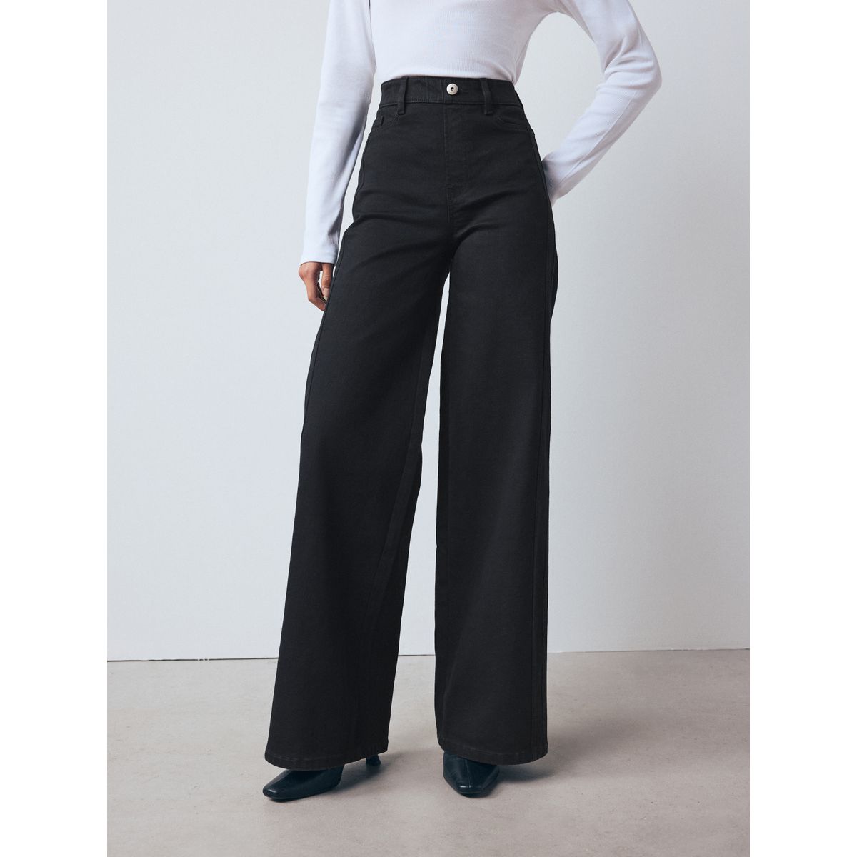 Jean large taille haute à enfiler coupe flexi noir, NEXT