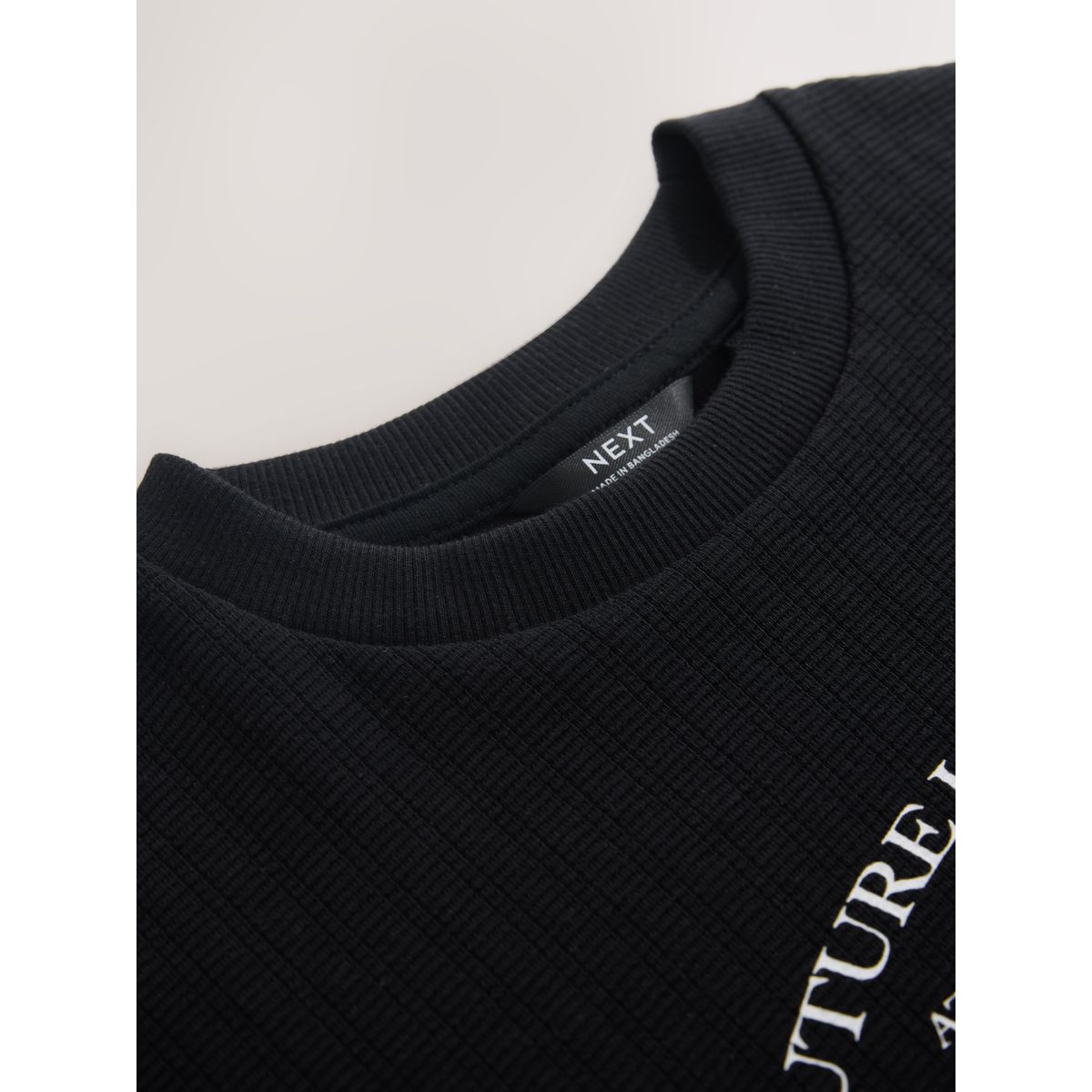 T-shirt texturé à manches courtes noir, NEXT