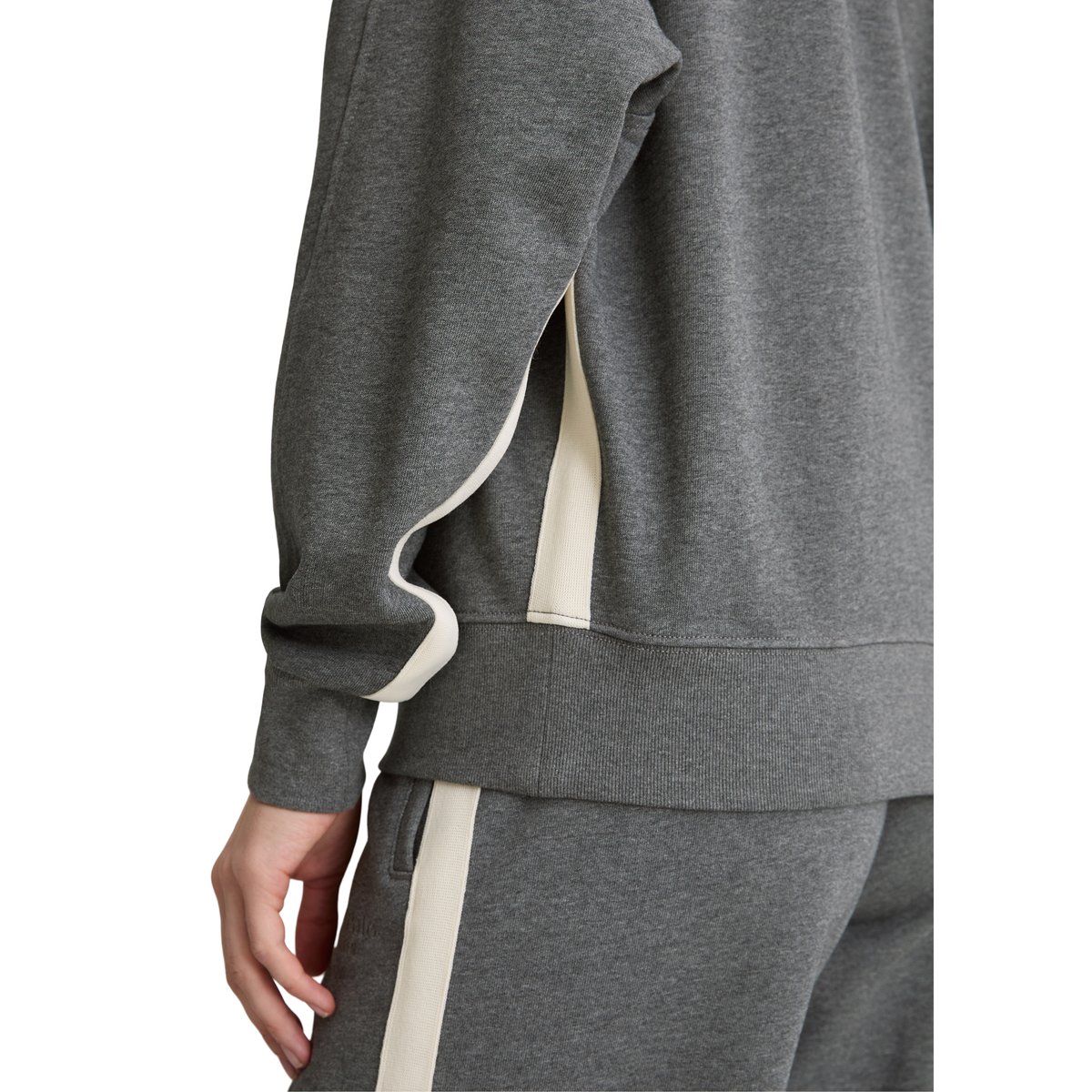 Sweatshirt à capuche avec logo relaxed en coton organique gris, MARC O'POLO