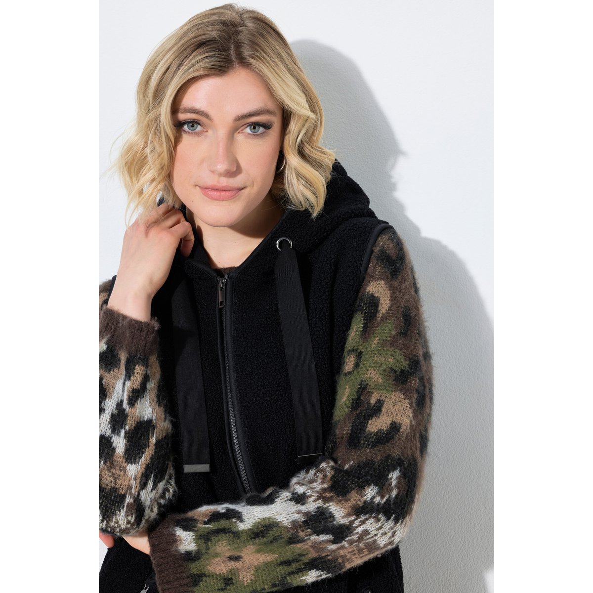 Long gilet en polaire teddy, coupe en A noir, ULLA POPKEN