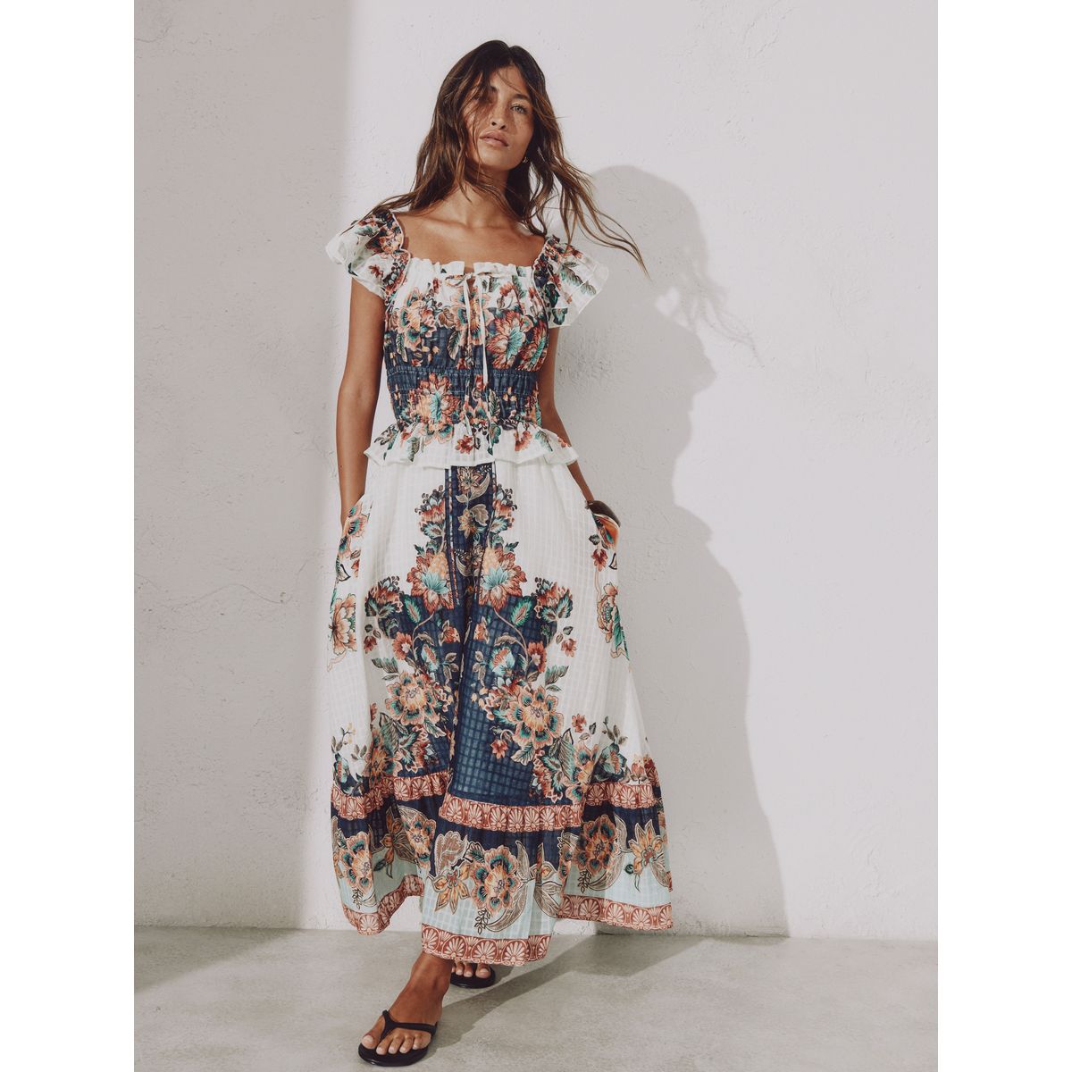 Robe à col carré et manches évasées bleu marine/pêche à motifs floraux, NEXT