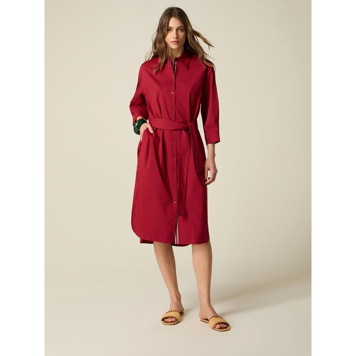 Robe chemisier rouge, OLTRE