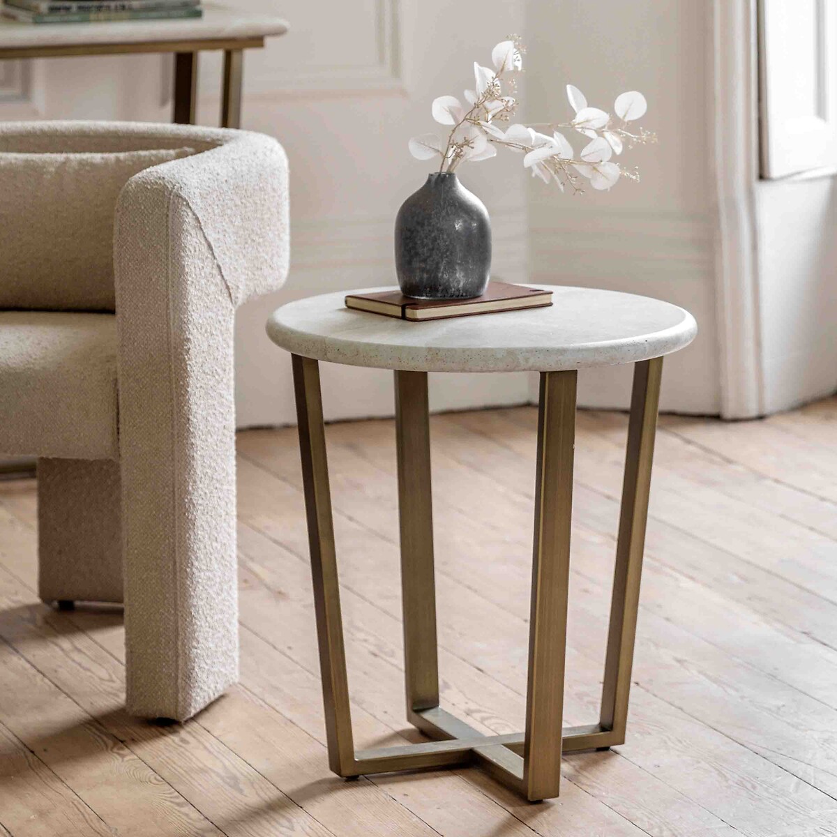 Mora Faux Travertine Side Table white marble, ÉDITÉ