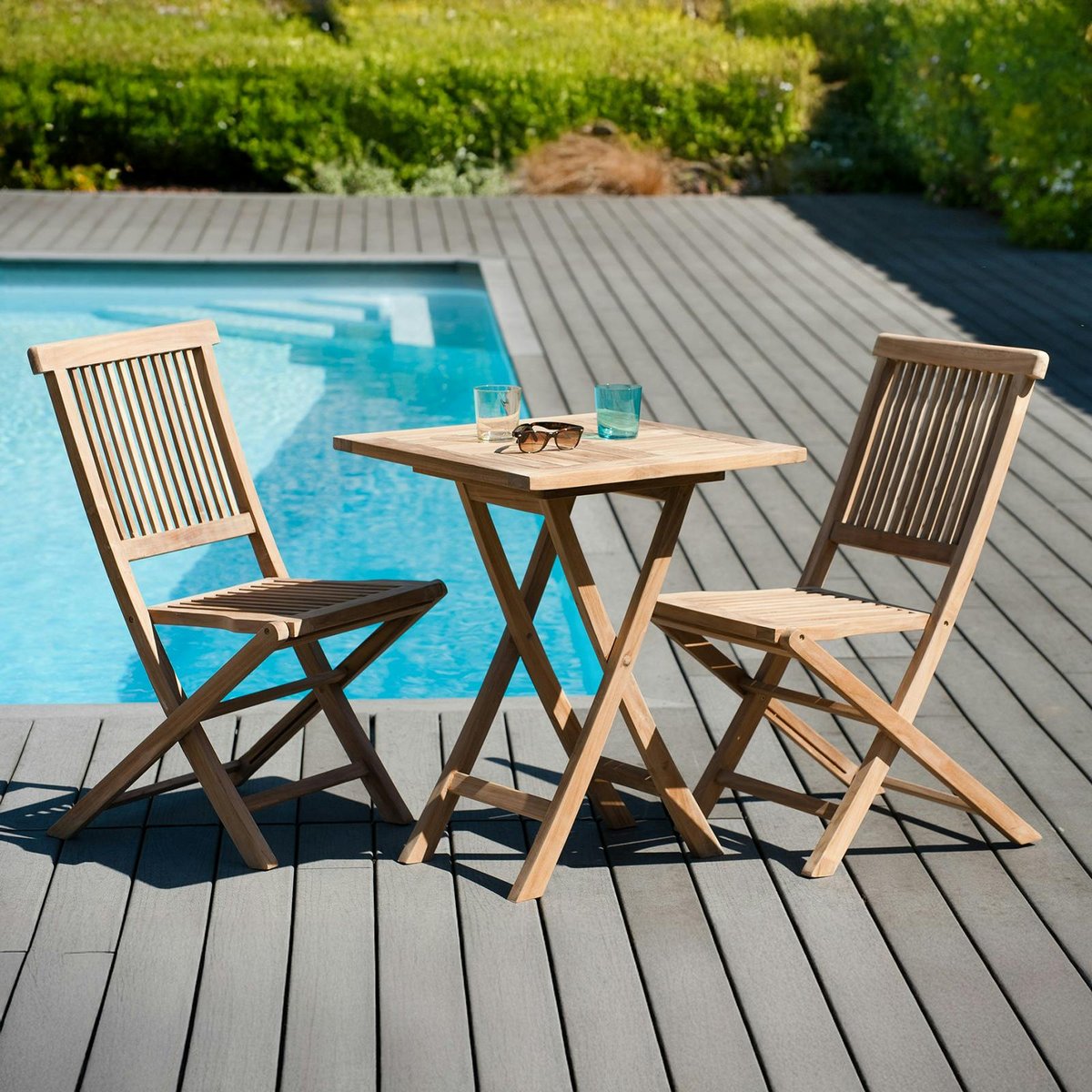 Lot de 2 chaises de jardin pliantes en bois de teck brut massif SUMMER bois naturel, PIER IMPORT