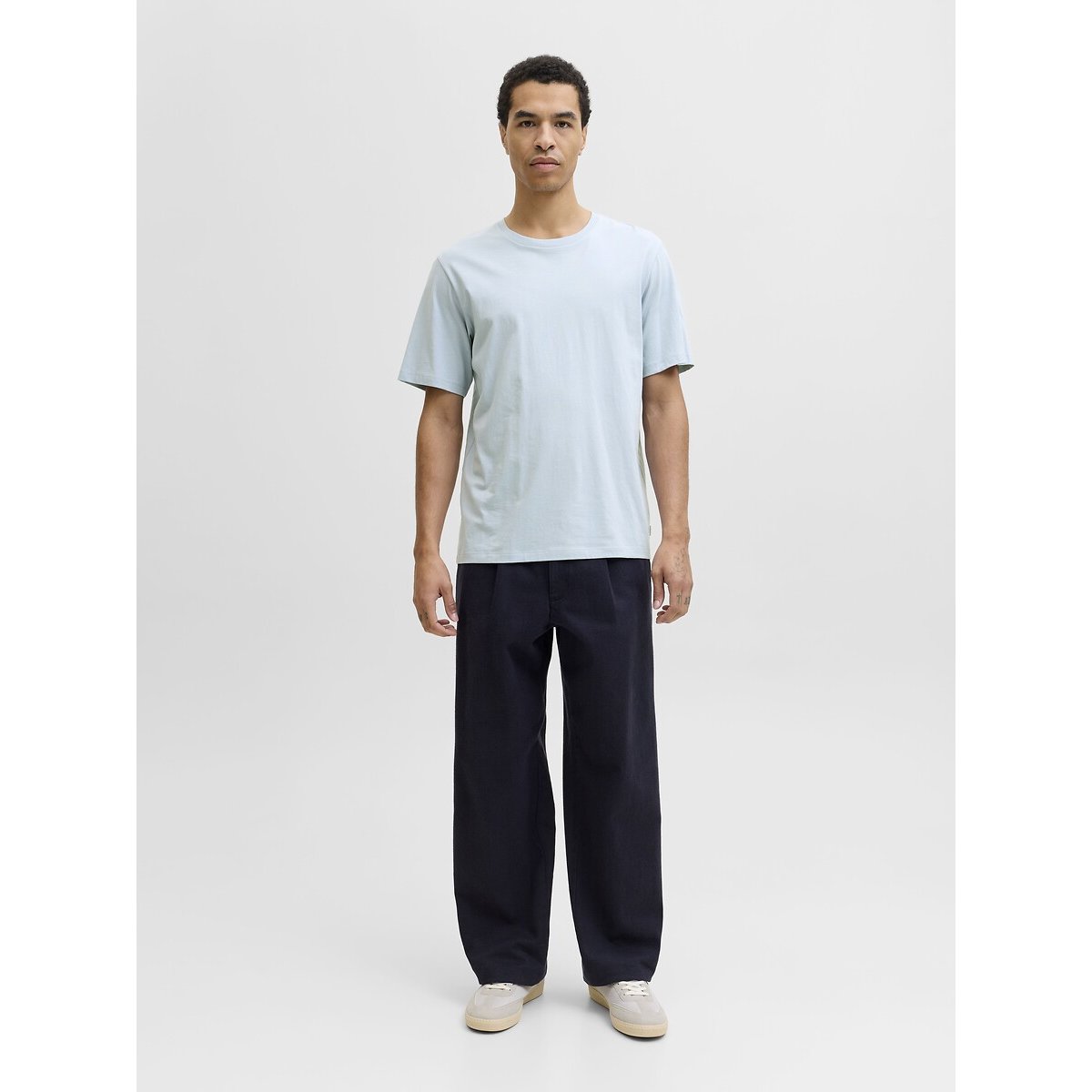T-shirt col rond en coton bio bleu clair, JACK & JONES