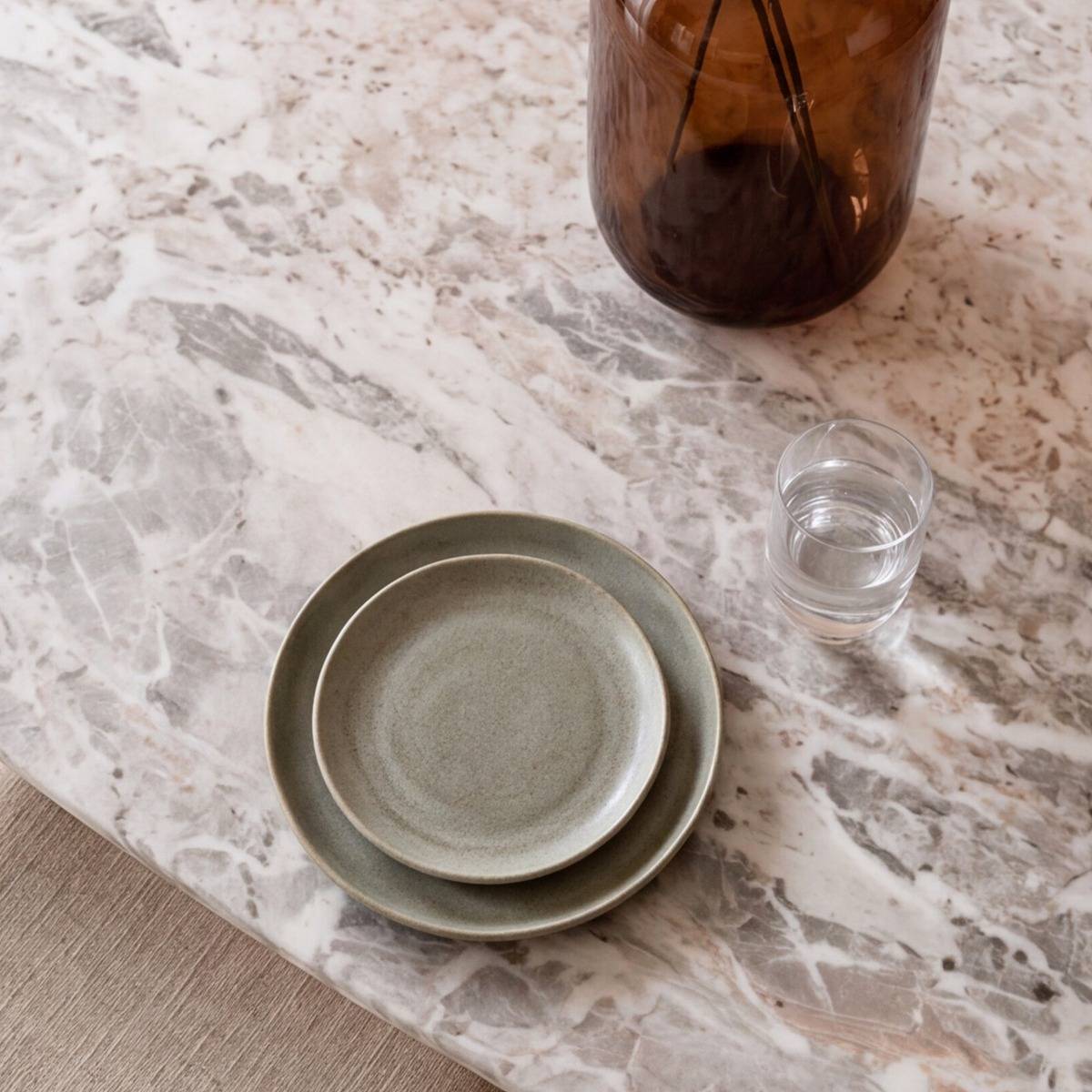Table à manger en bois de manguier et en marbre AGNES bois foncé, MADE IN MEUBLES