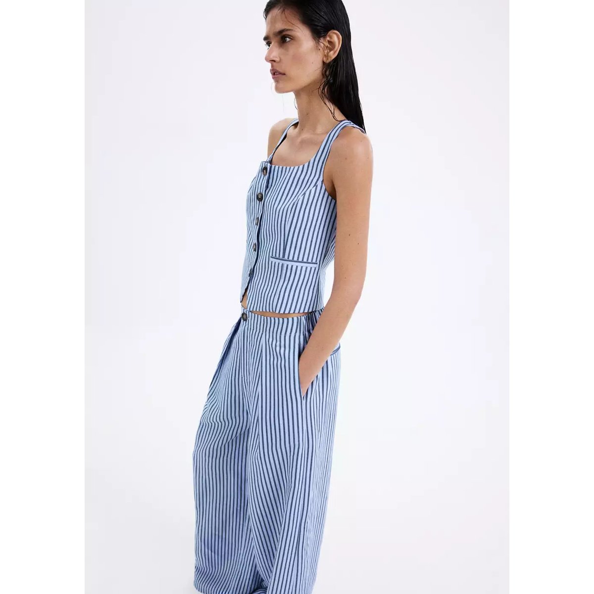 Pantalon fluide à rayures bleu ciel, MANGO