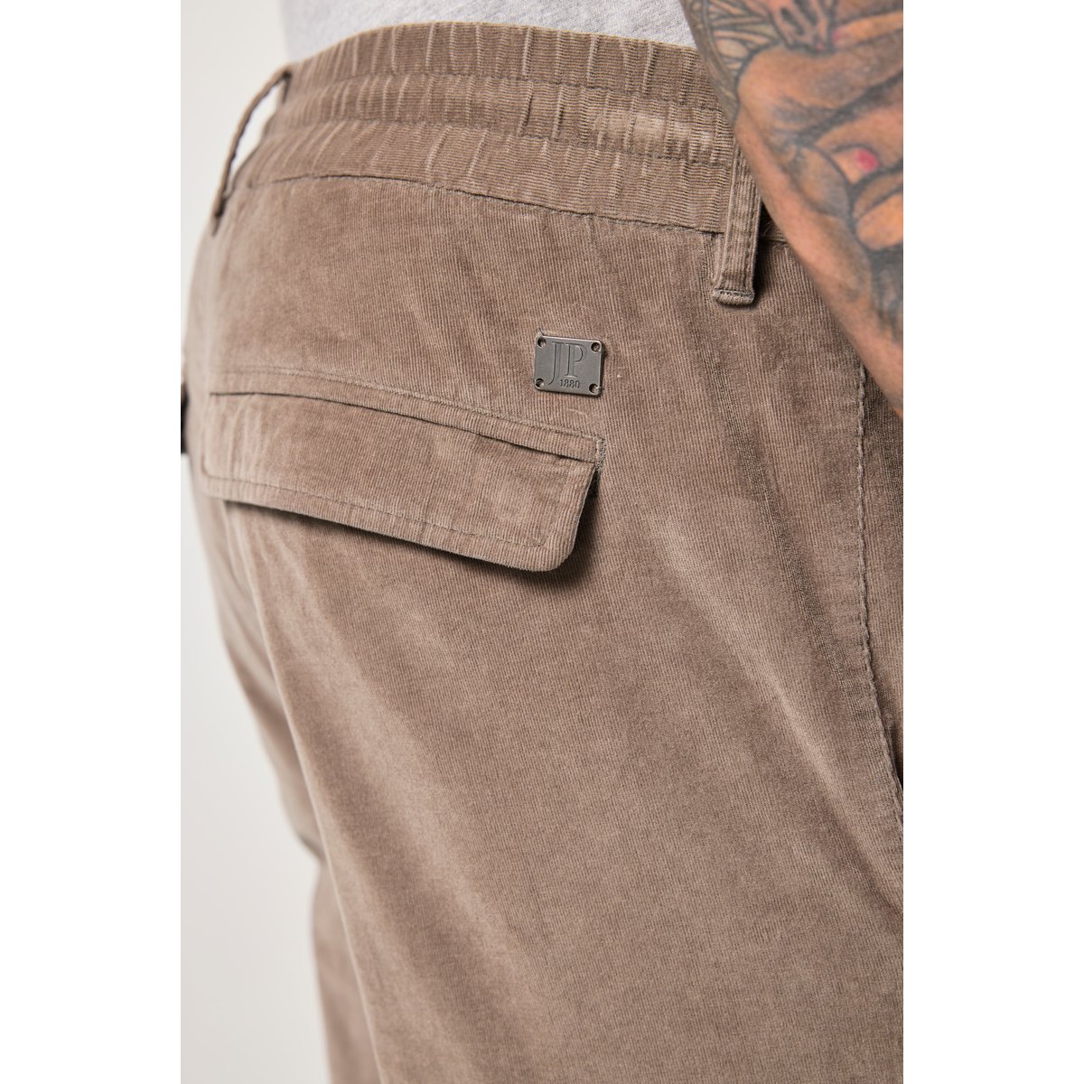 Pantalon cargo en velours côtelé beige, JP1880