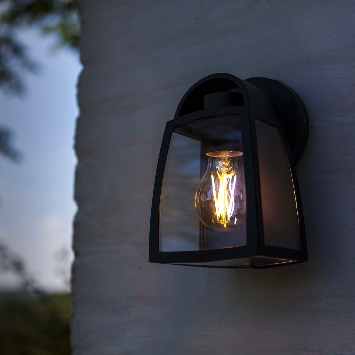 Applique murale d'extérieur sur secteur KELSEY aluminium noir culot E27 H20cm matt black, LUMISKY