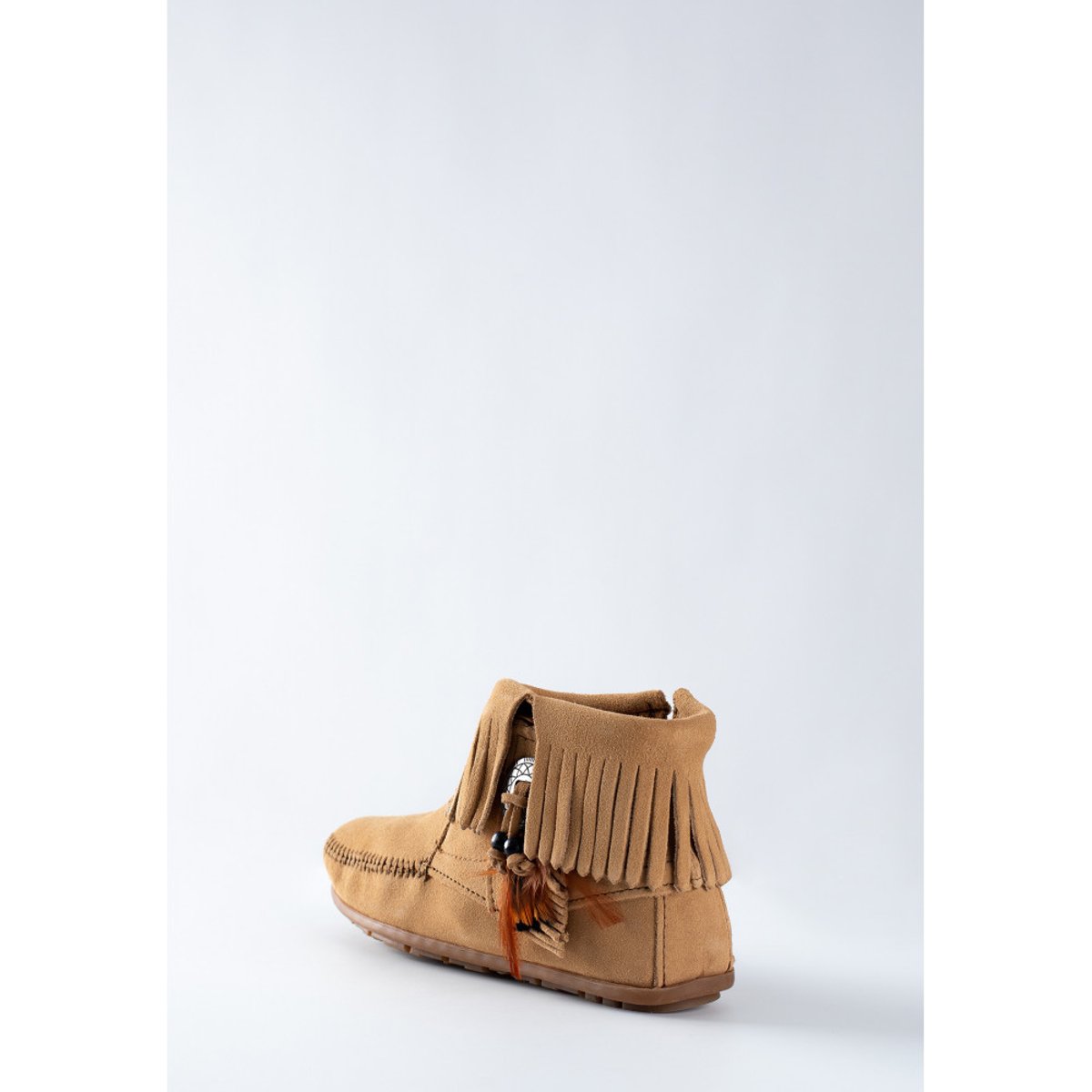 Bottines en daim avec plume CONCHO marron clair, MINNETONKA