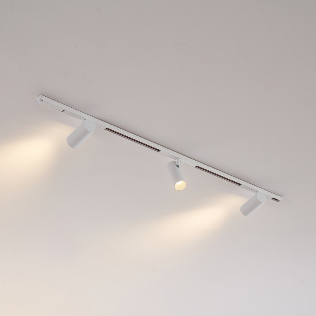 Kit rail 3 spots LED orientables - LYNE blanc, KOSILUM