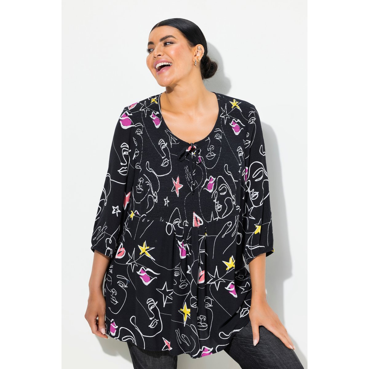 Blouse smockée noir, ULLA POPKEN