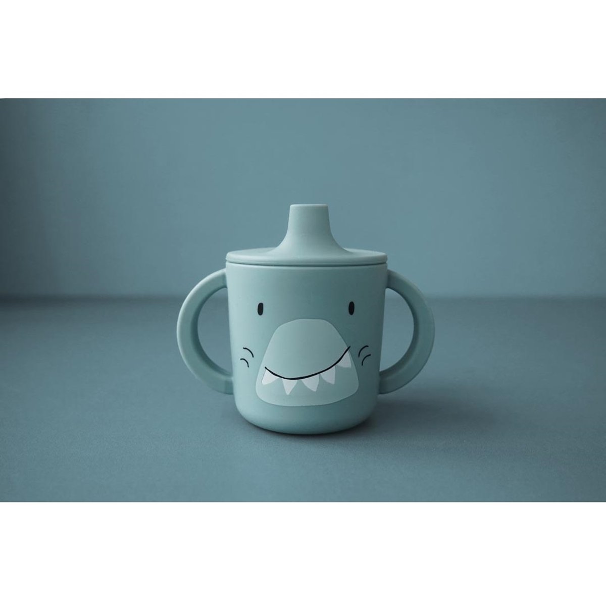 Tasse d'apprentissage en silicone gris, TRIXIE