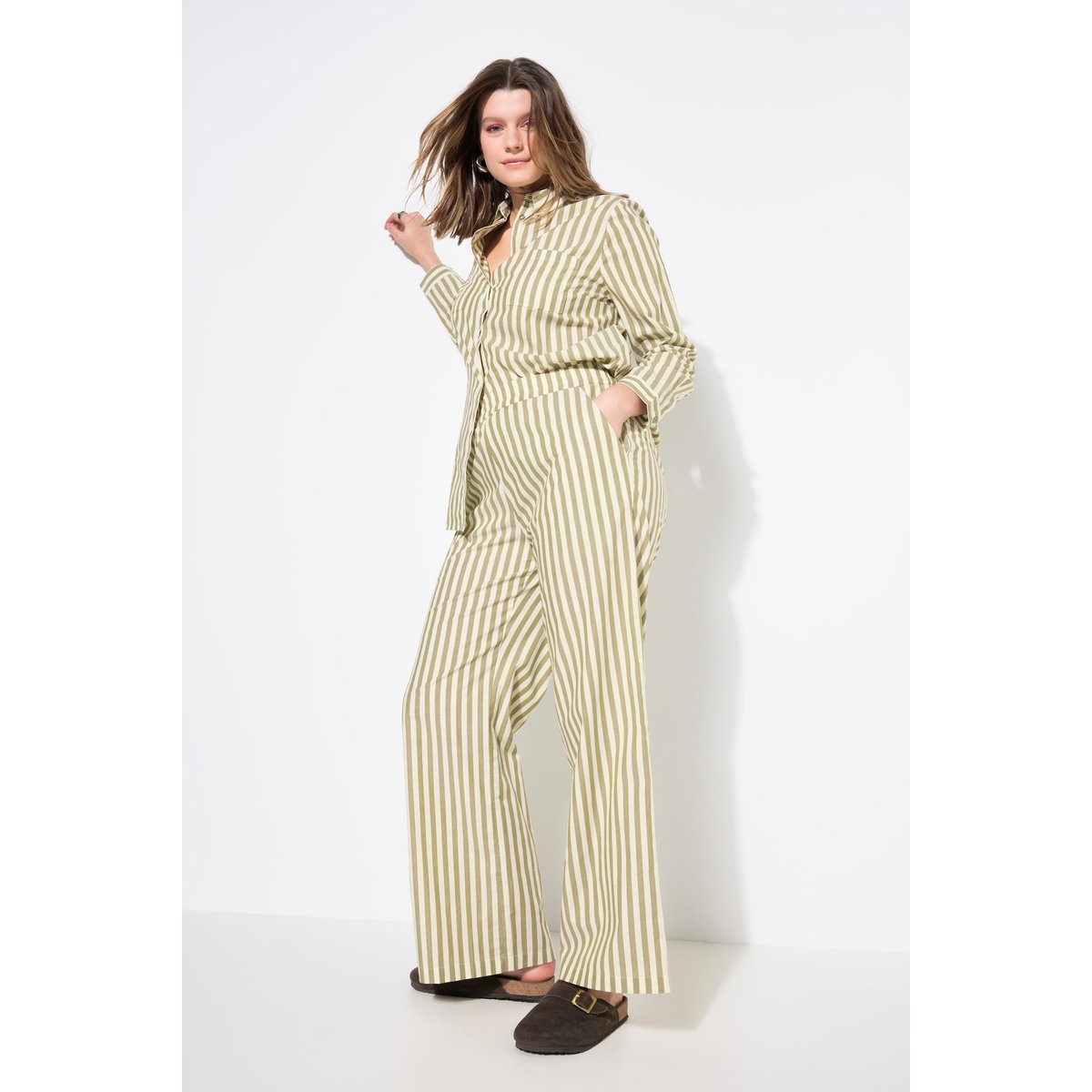 Pantalon rayé vert mousse, STUDIO UNTOLD