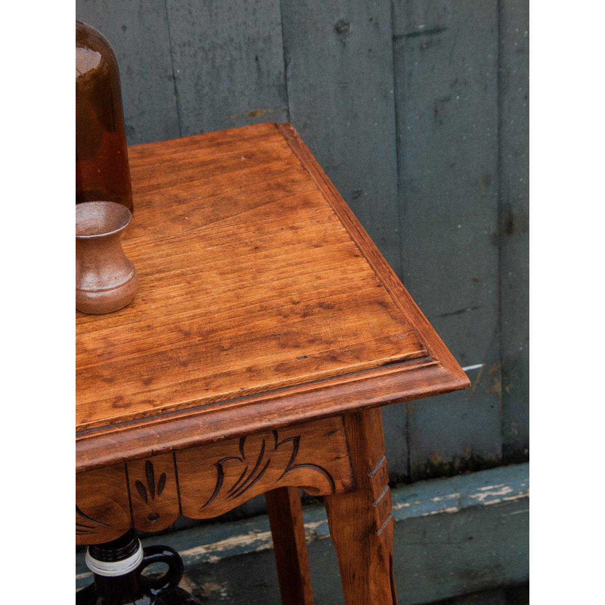 Table d'appoint en bois Francine N°170 - Bon état bois, DEBONGOUT