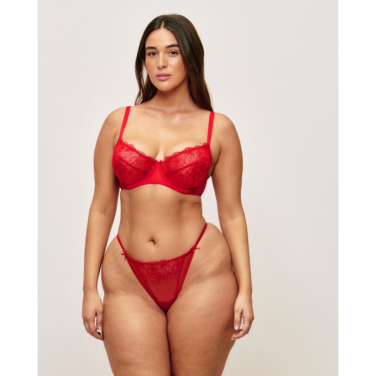 Soutien-gorge corbeille avec broderies LOVECRUSHIZ rouge, UNDIZ