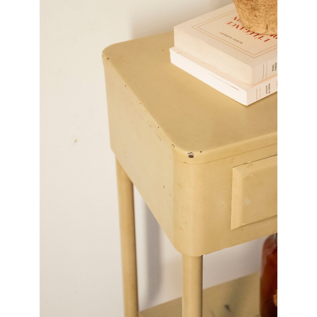 Desserte industrielle à roulettes Anouk N°388 - Bon état beige, DEBONGOUT