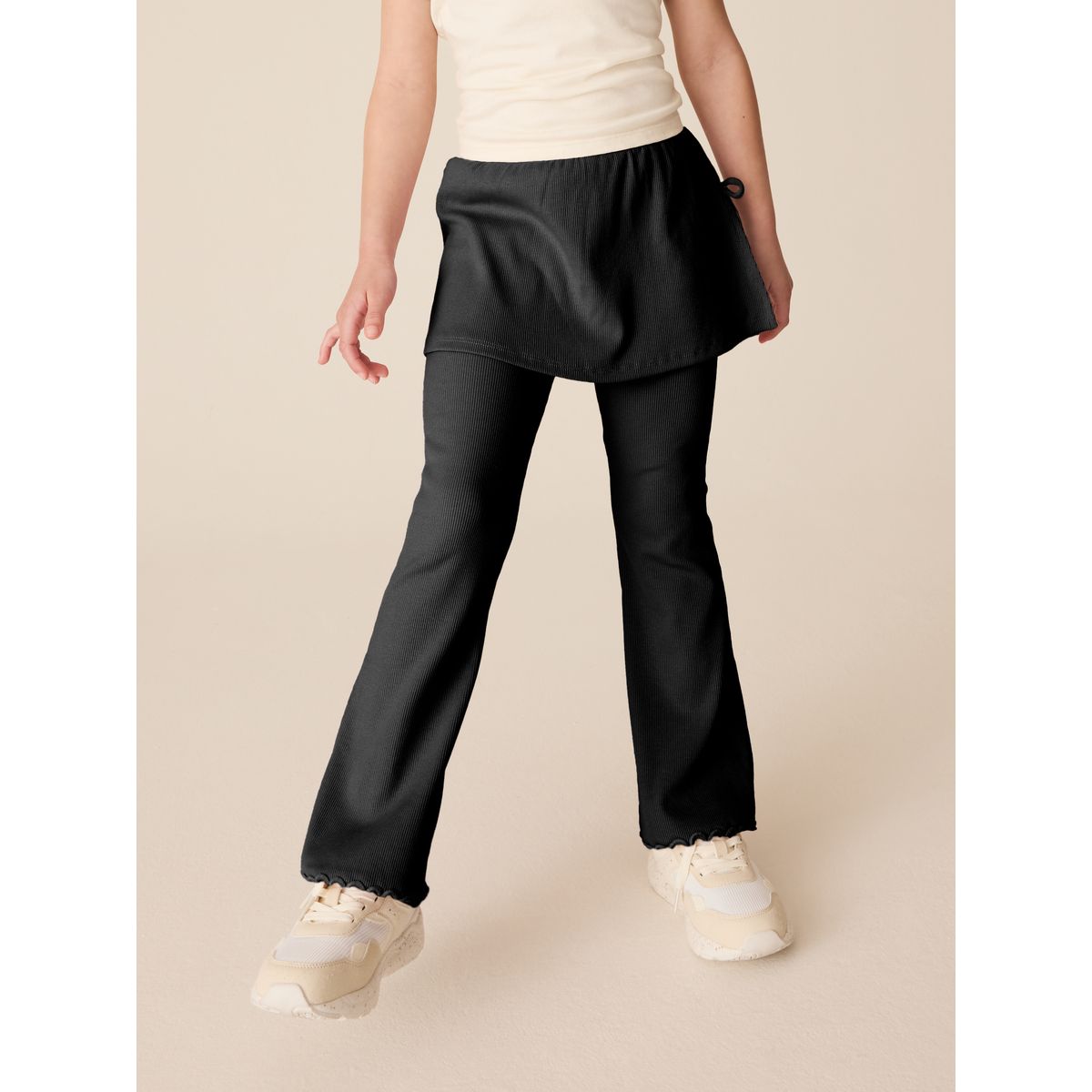 Pantalon évasé avec jupe superposée noir, NEXT