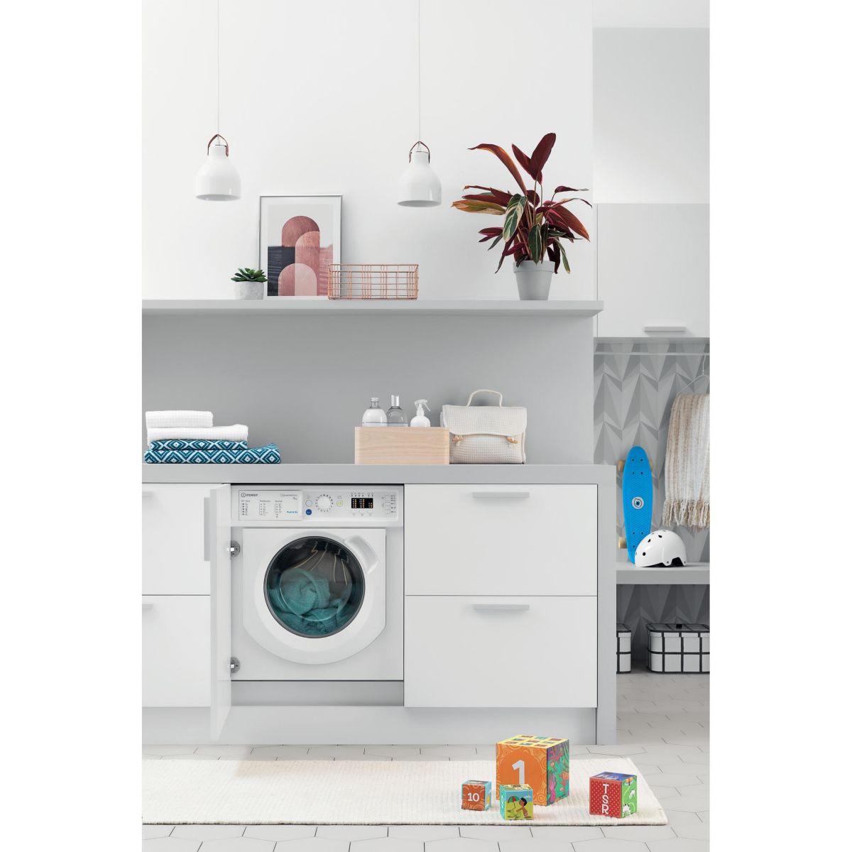Lave linge hublot encastrable BIWMIL9146FR - 9 kg - 1400 tr/min - Classe A - Moteur induction blanc, INDESIT