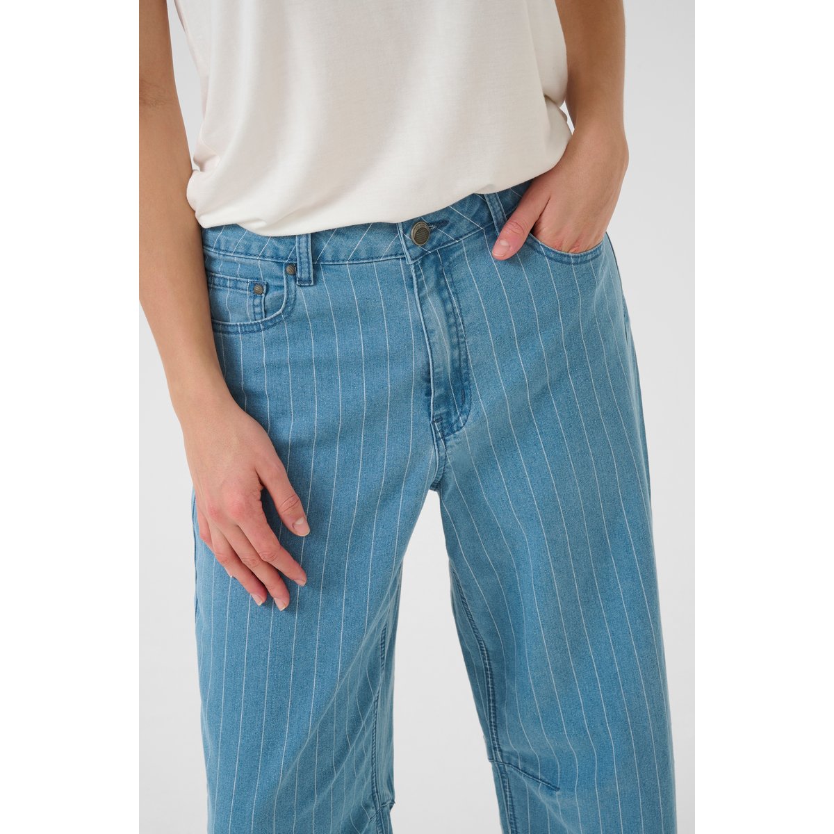 Jeans bleu light blue denim, CULTURE