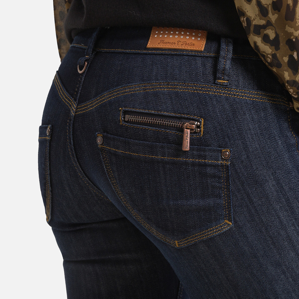 Alexa Slim SDM Jeans in Mid Rise, Length 31.5" untreated blue, FREEMAN T. PORTER