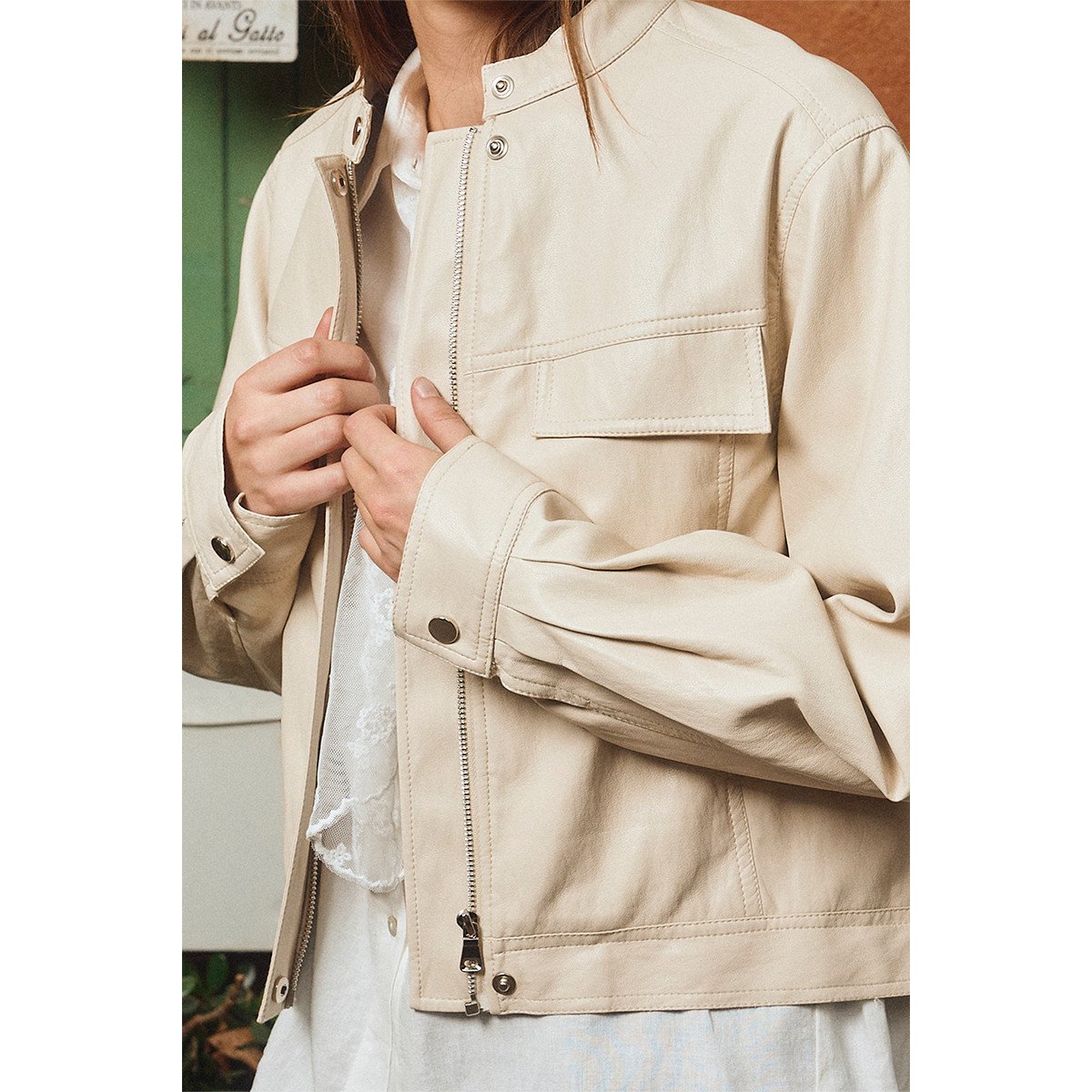 Veste courte mortard, effet simili-cuir beige, MOLLY BRACKEN