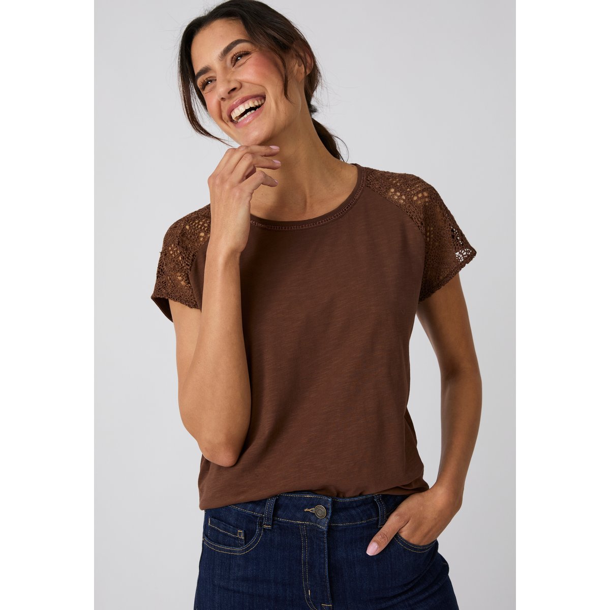 T-shirt détail macramé aux épaules marron foncé, DAMART