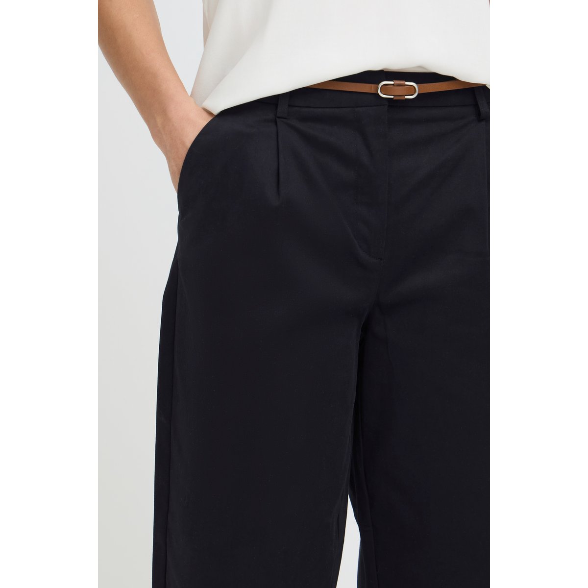 Décontracté noir meteorite, B.YOUNG