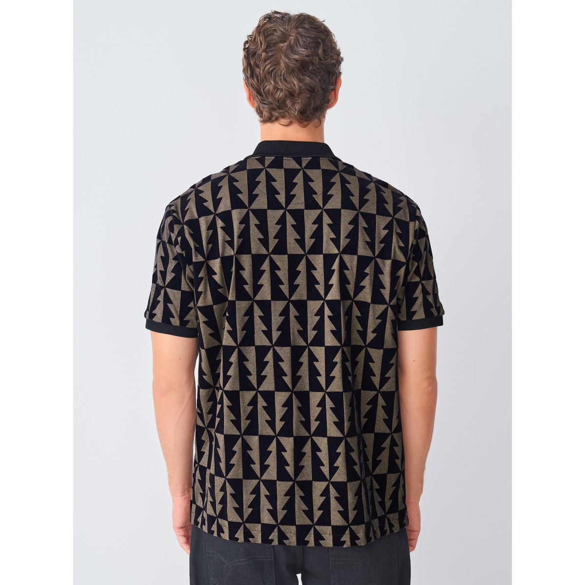 Polo floqué avec zip 3/4 noir/doré, NEXT