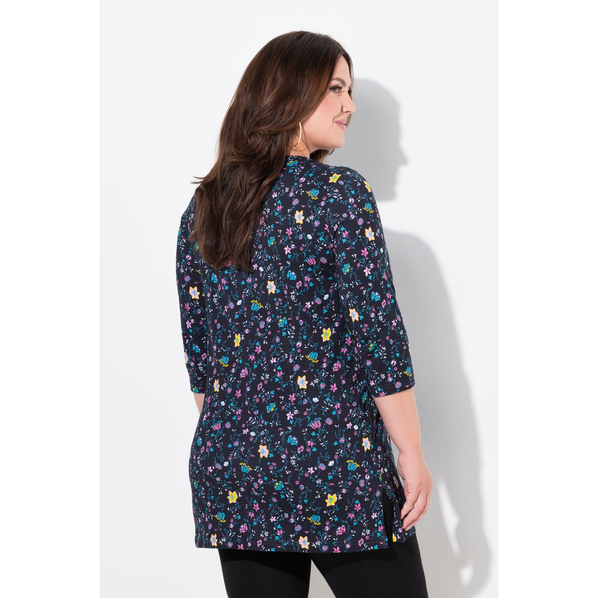 T-shirt long à fleurs noir, ULLA POPKEN