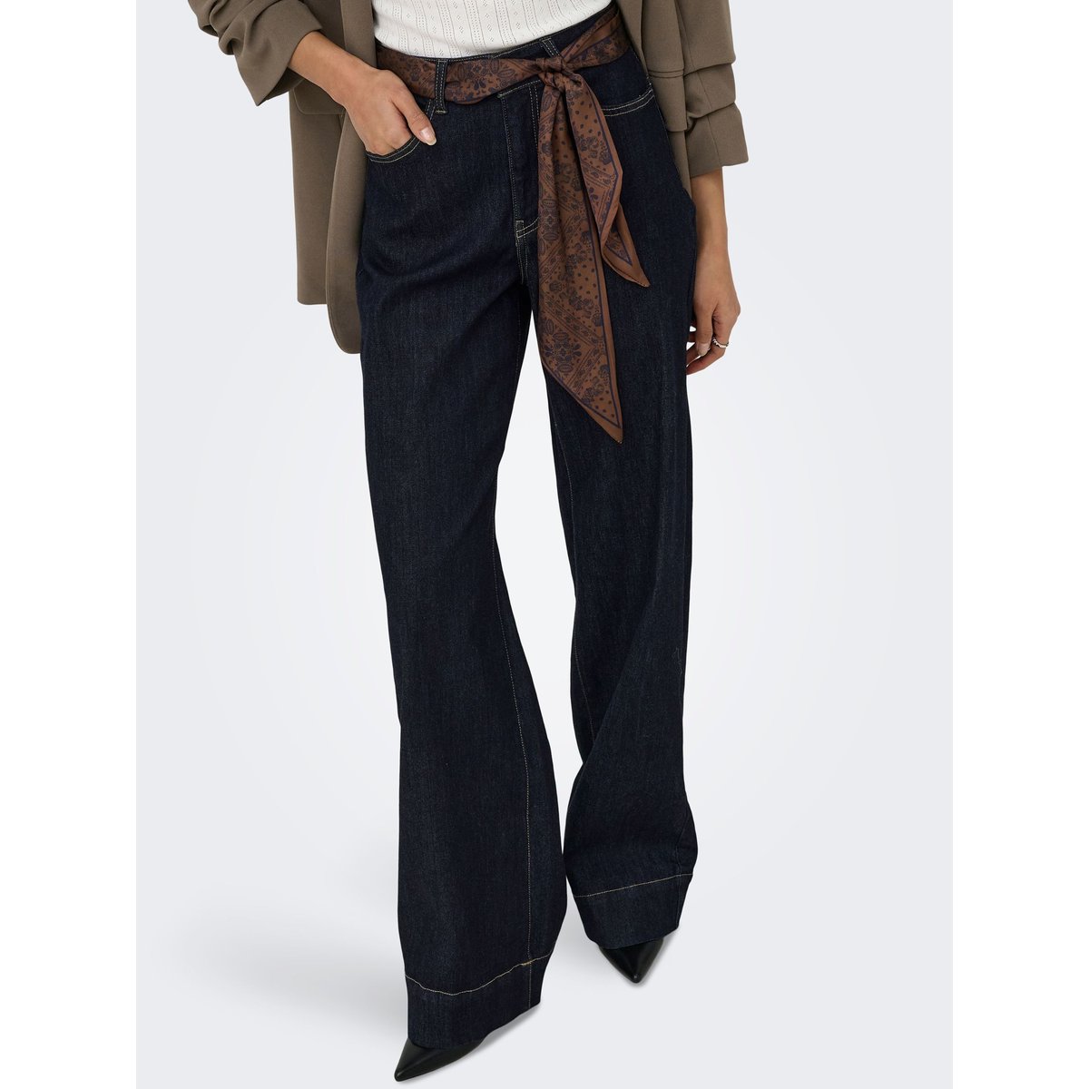 Jean large avec ceinture foulard intégrée dark blue denim, ONLY