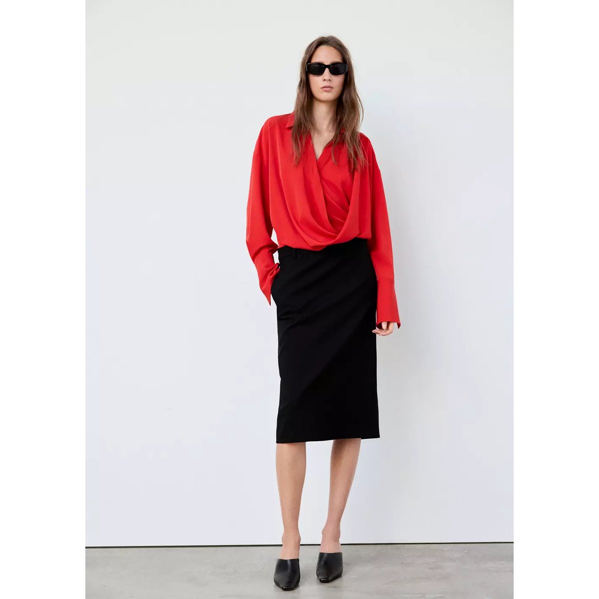Chemise col drapé rouge, MANGO