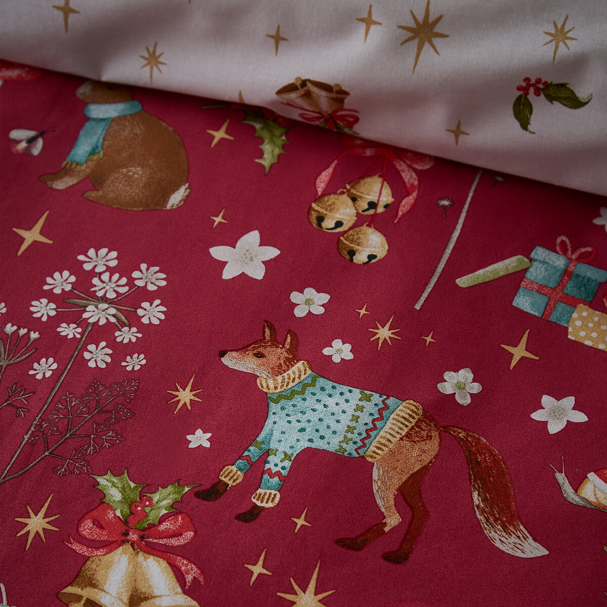 Enchanted Twilight Christmas Reversible Duvet Cover and Pillowcase Set red, CATHERINE LANSFIELD