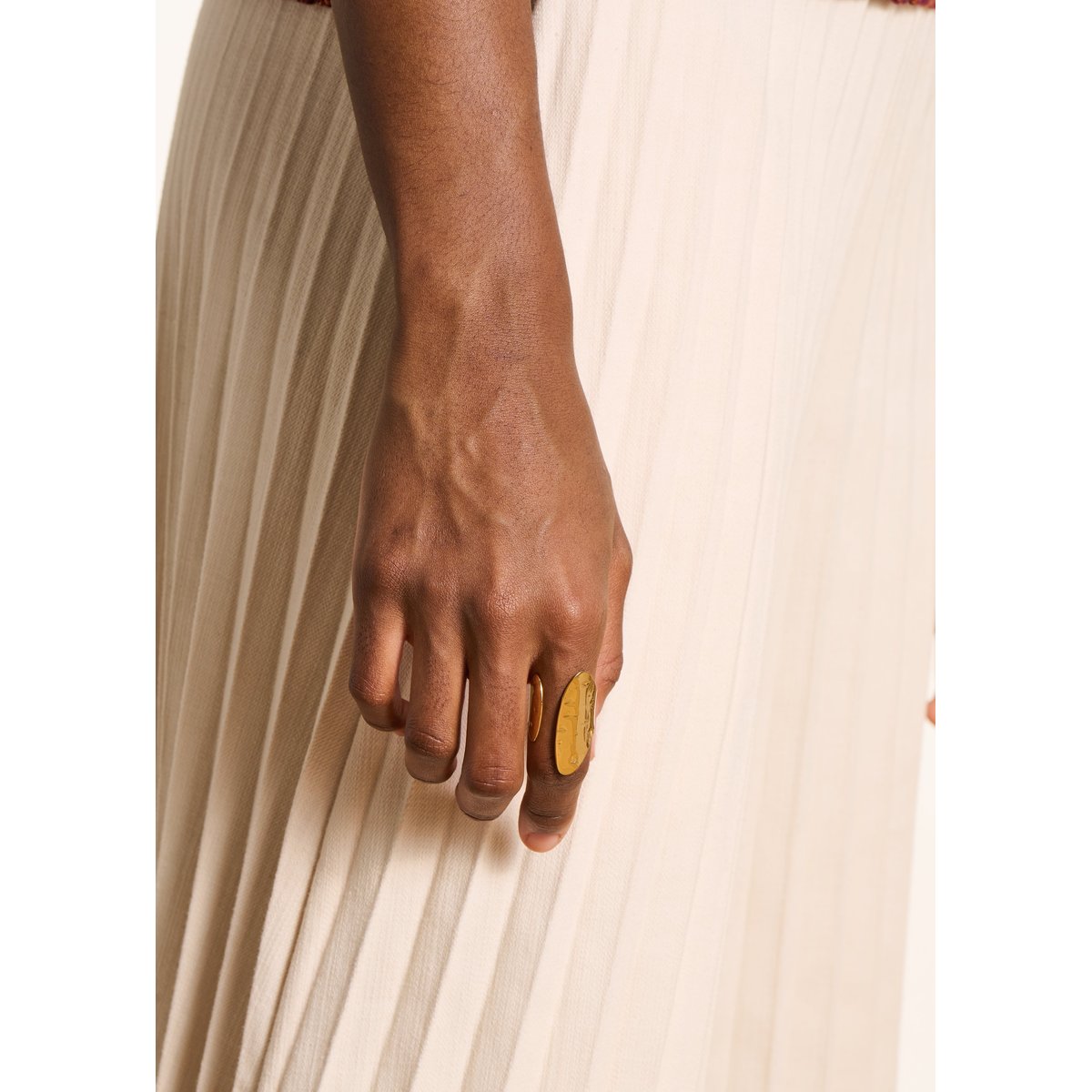 Bague asymétrique light gold, LA FEE MARABOUTEE
