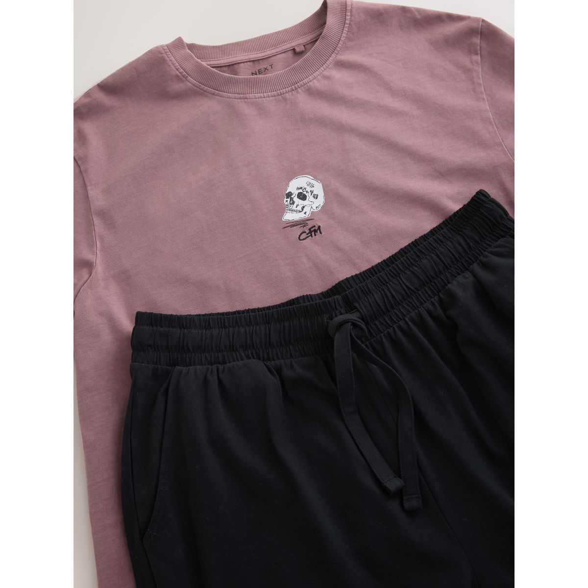 Pyjama à manches courtes seminal sous licence noir/violet, NEXT